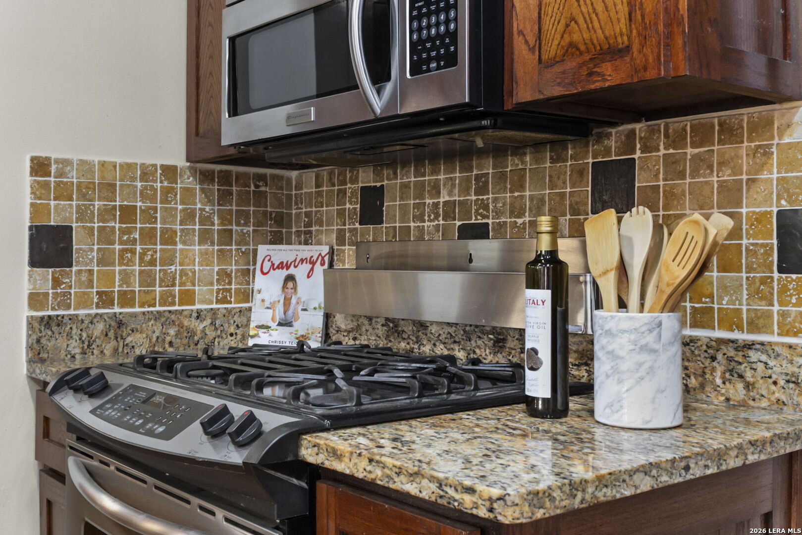 2423 W Summit Avenue San Antonio TX 78228