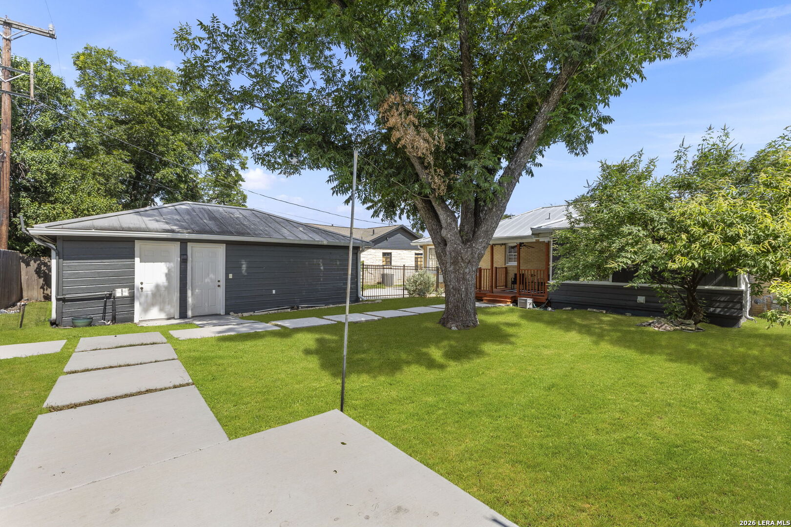 2423 W Summit Avenue San Antonio TX 78228