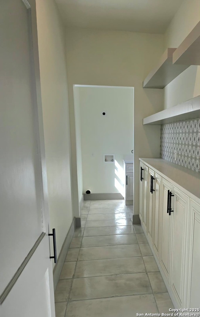 501 W Agarita San Antonio TX 78212