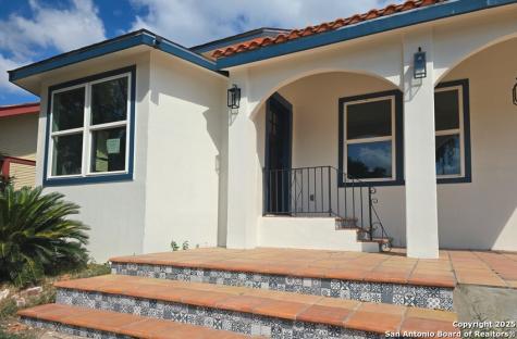 501 W Agarita San Antonio TX 78212