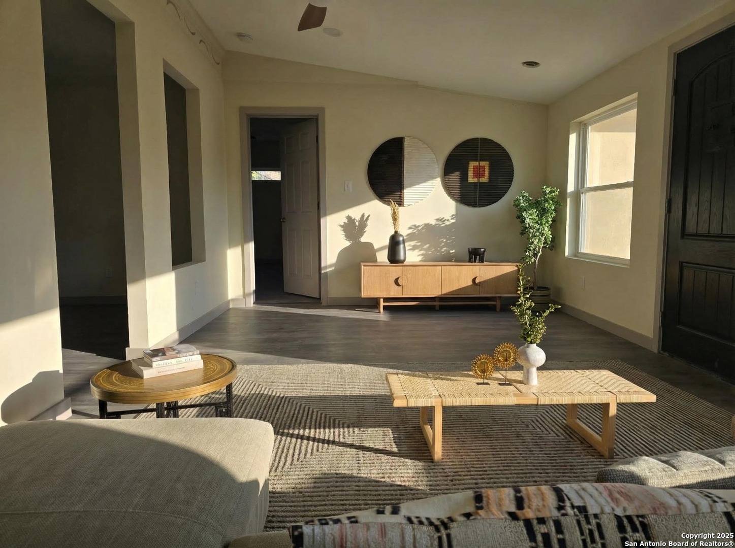 501 W Agarita San Antonio TX 78212