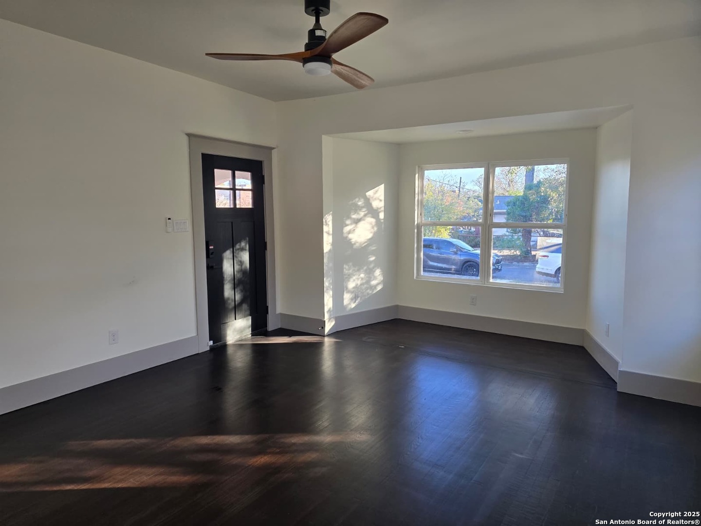 501 W Agarita San Antonio TX 78212