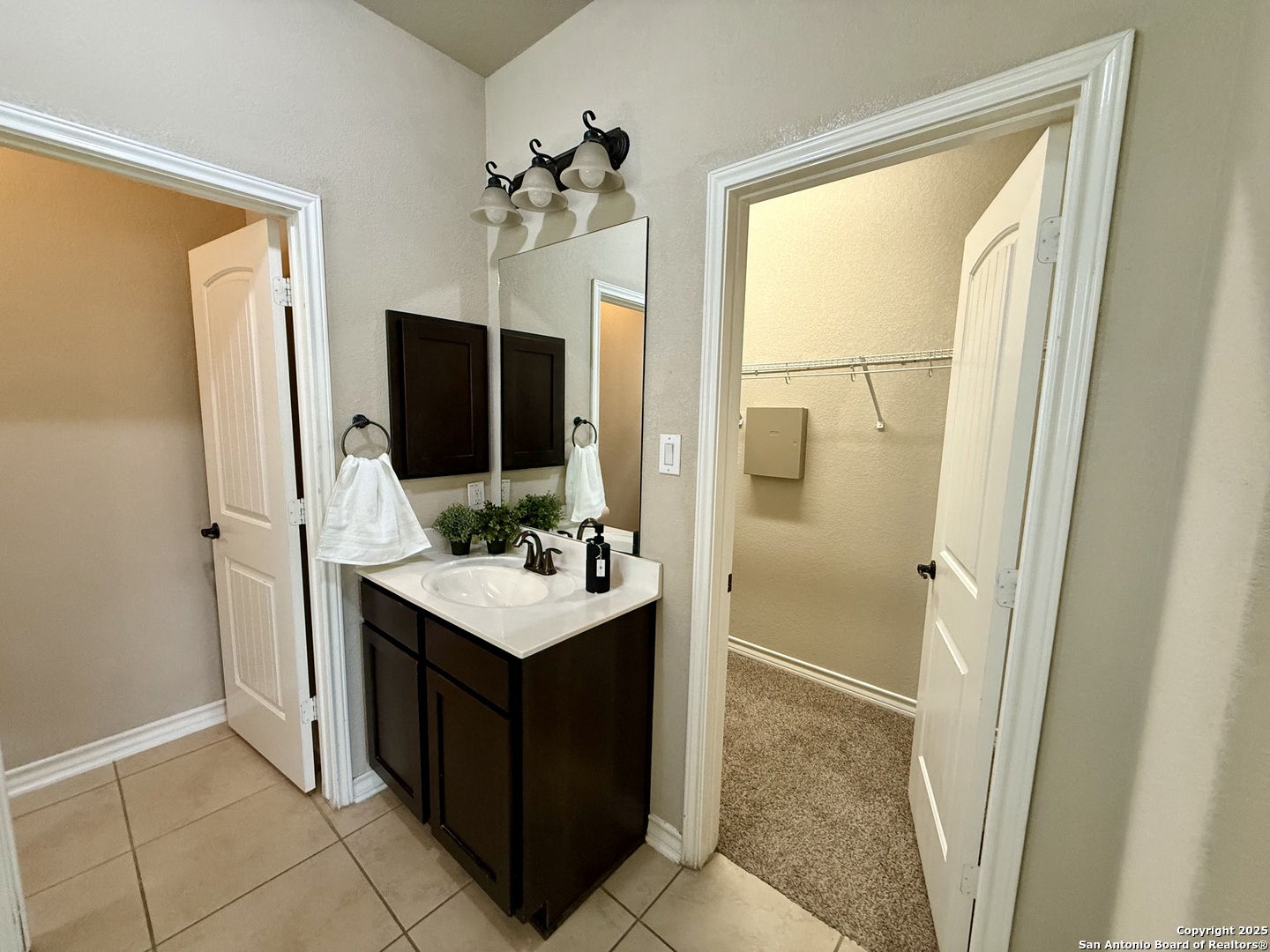 2930 Elm Tree Park San Antonio TX 78259