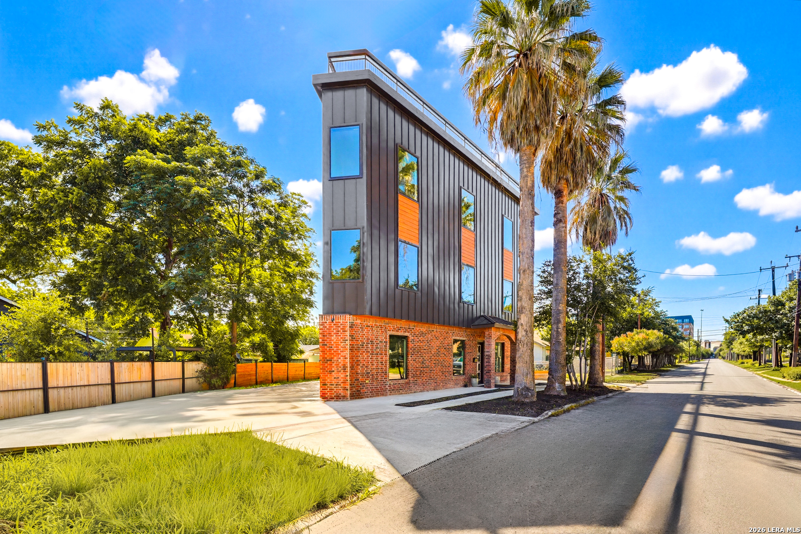 727 E Park Avenue San Antonio TX 78212
