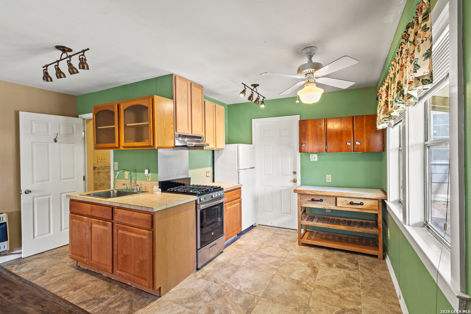 134 Millwood Lane San Antonio TX 78216