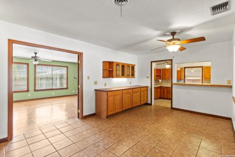 134 Millwood Lane San Antonio TX 78216