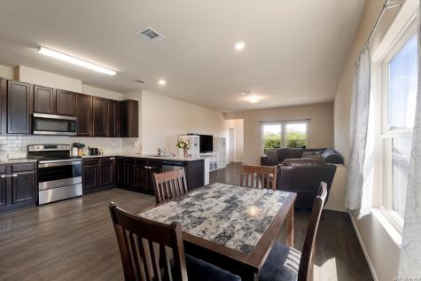 233 Bobwhite Way San Antonio TX 78253
