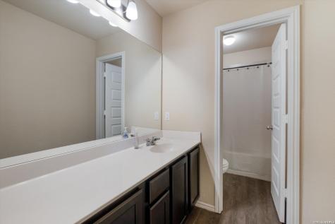 233 Bobwhite Way San Antonio TX 78253