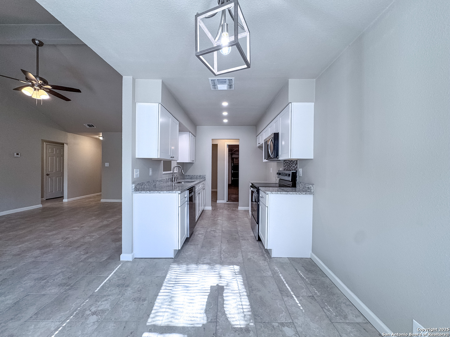 4635 French Meadow San Antonio TX 78250