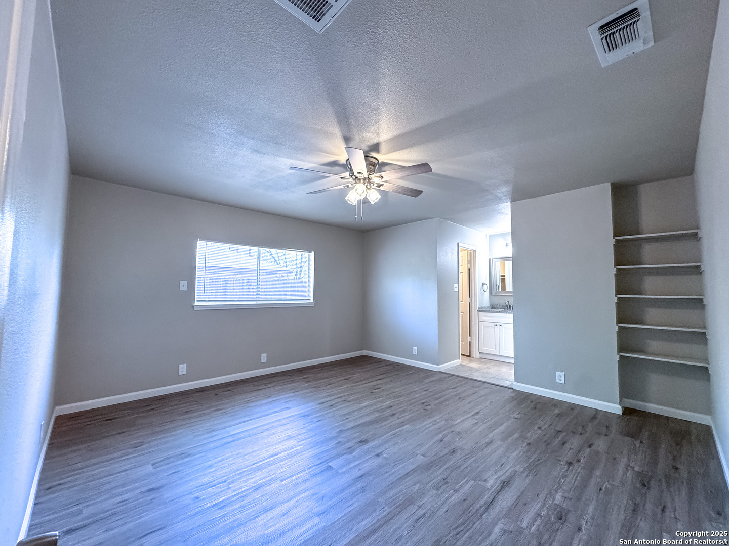 4635 French Meadow San Antonio TX 78250