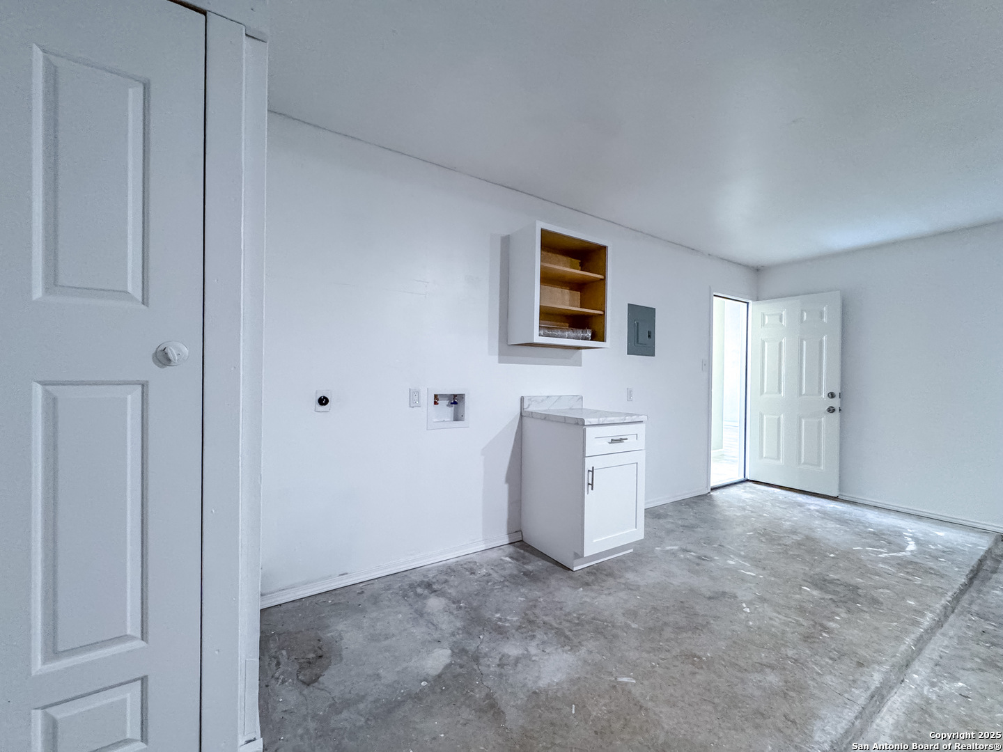 4635 French Meadow San Antonio TX 78250