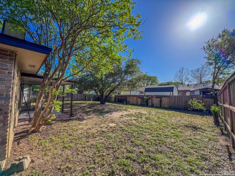 4635 French Meadow San Antonio TX 78250