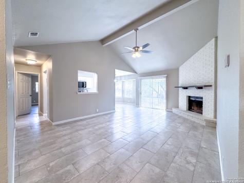 4635 French Meadow San Antonio TX 78250