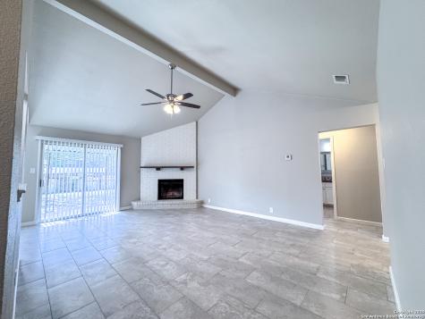 4635 French Meadow San Antonio TX 78250