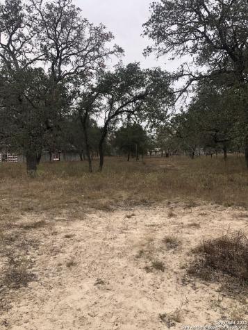156 County Road 781 Natalia TX 78059