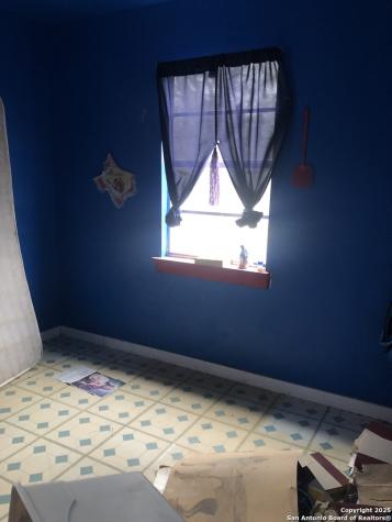 156 County Road 781 Natalia TX 78059