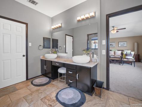 4443 Canary Bend San Antonio TX 78222