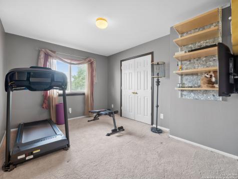 4443 Canary Bend San Antonio TX 78222