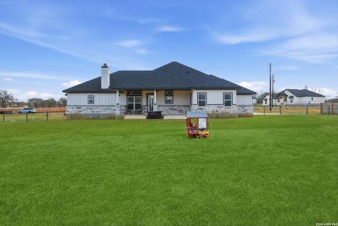 113 Hondo Drive La Vernia TX 78121