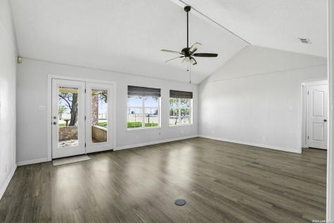 8416 Fm 541 Stockdale TX 78160