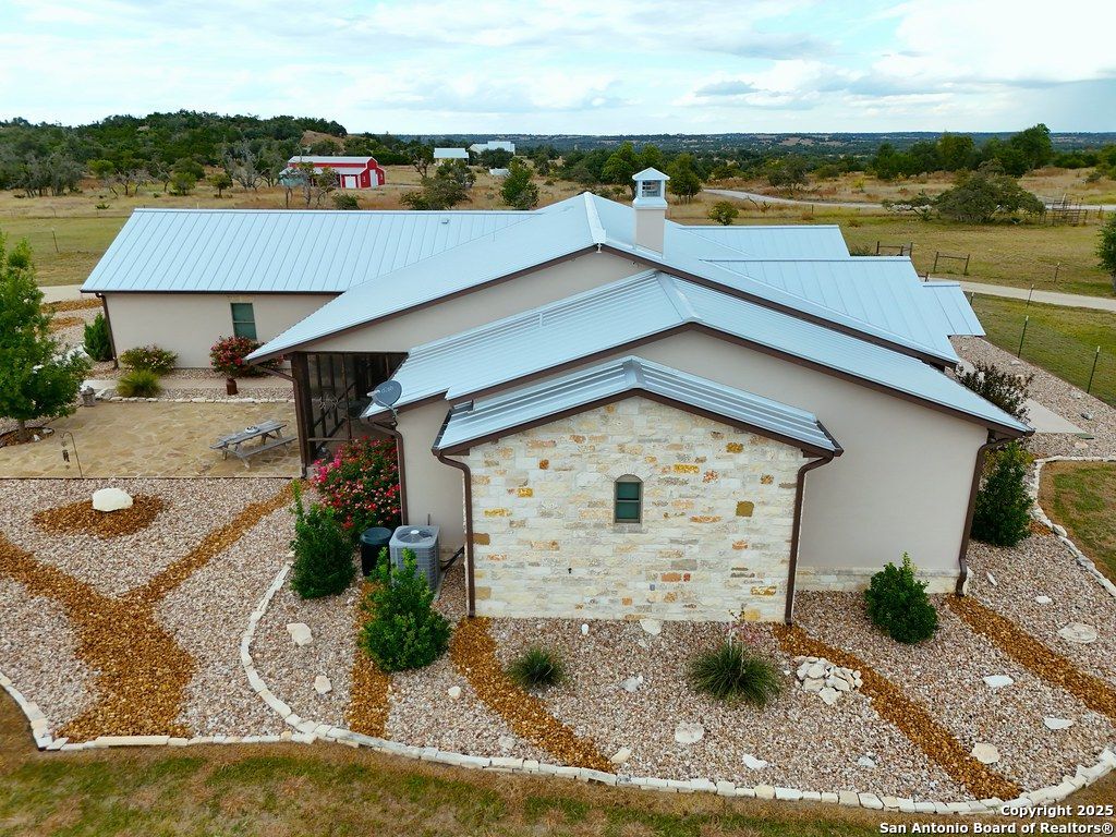 601 Garrison Road Fredericksburg TX 78624