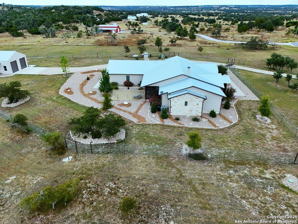 601 Garrison Road Fredericksburg TX 78624