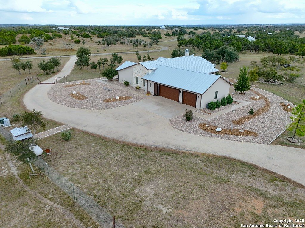 601 Garrison Road Fredericksburg TX 78624