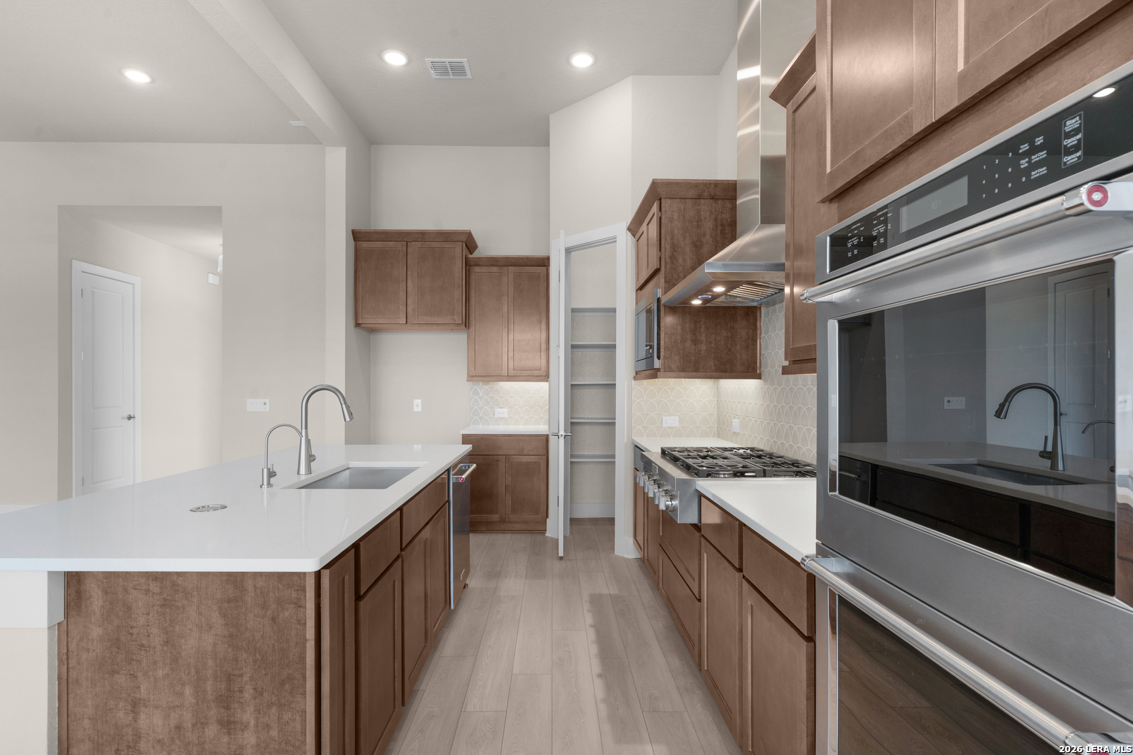 10141 N Heinichen San Antonio TX 78254