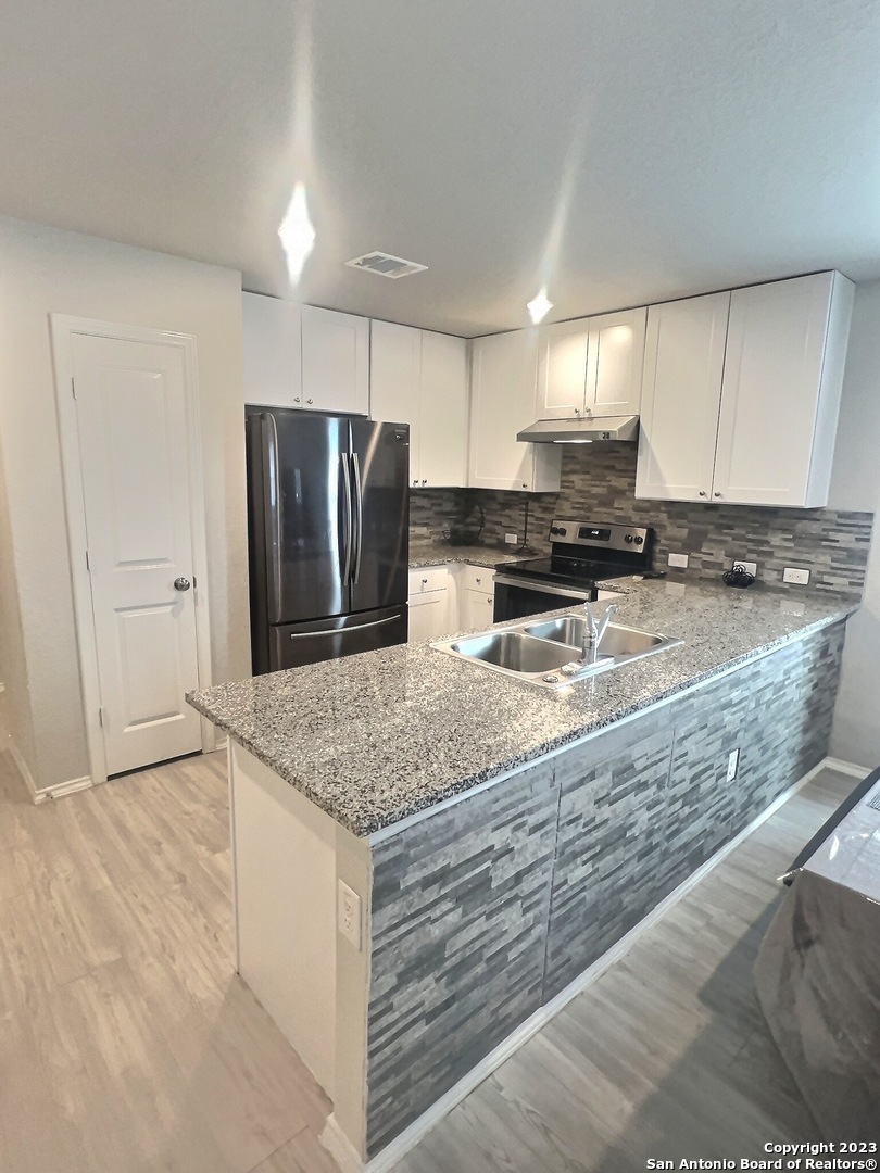 7507 Vista Grove San Antonio TX 78242