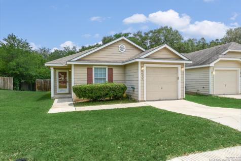 8034 Cypress Crown San Antonio TX 78240
