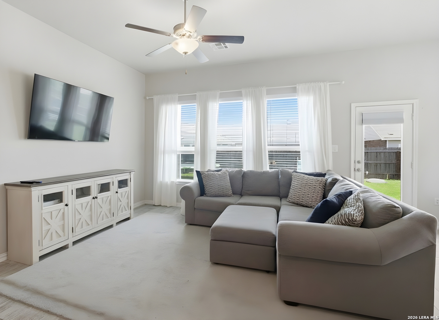 253 Holland Park Schertz TX 78108