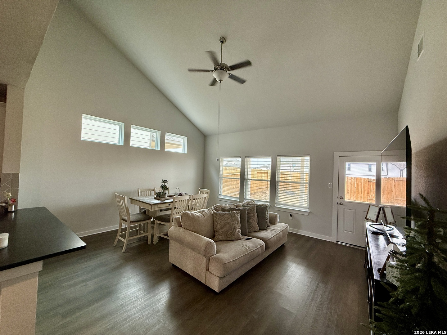 8948 Hazel Birch Elmendorf TX 78112