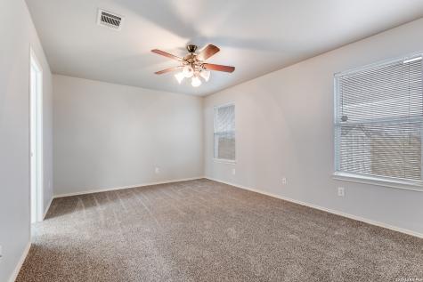 543 Stable Vista San Antonio TX 78227