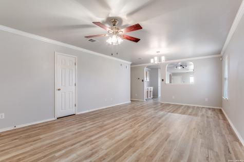 543 Stable Vista San Antonio TX 78227
