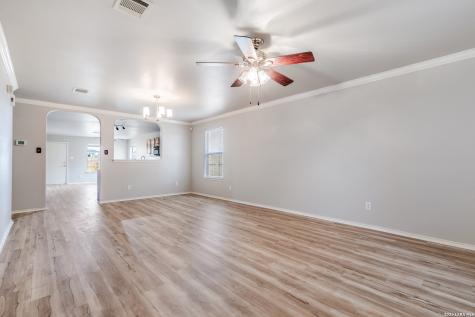 543 Stable Vista San Antonio TX 78227
