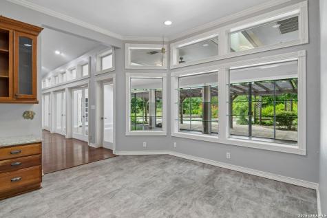 237 Crest Trail Hill Country Village TX 78232
