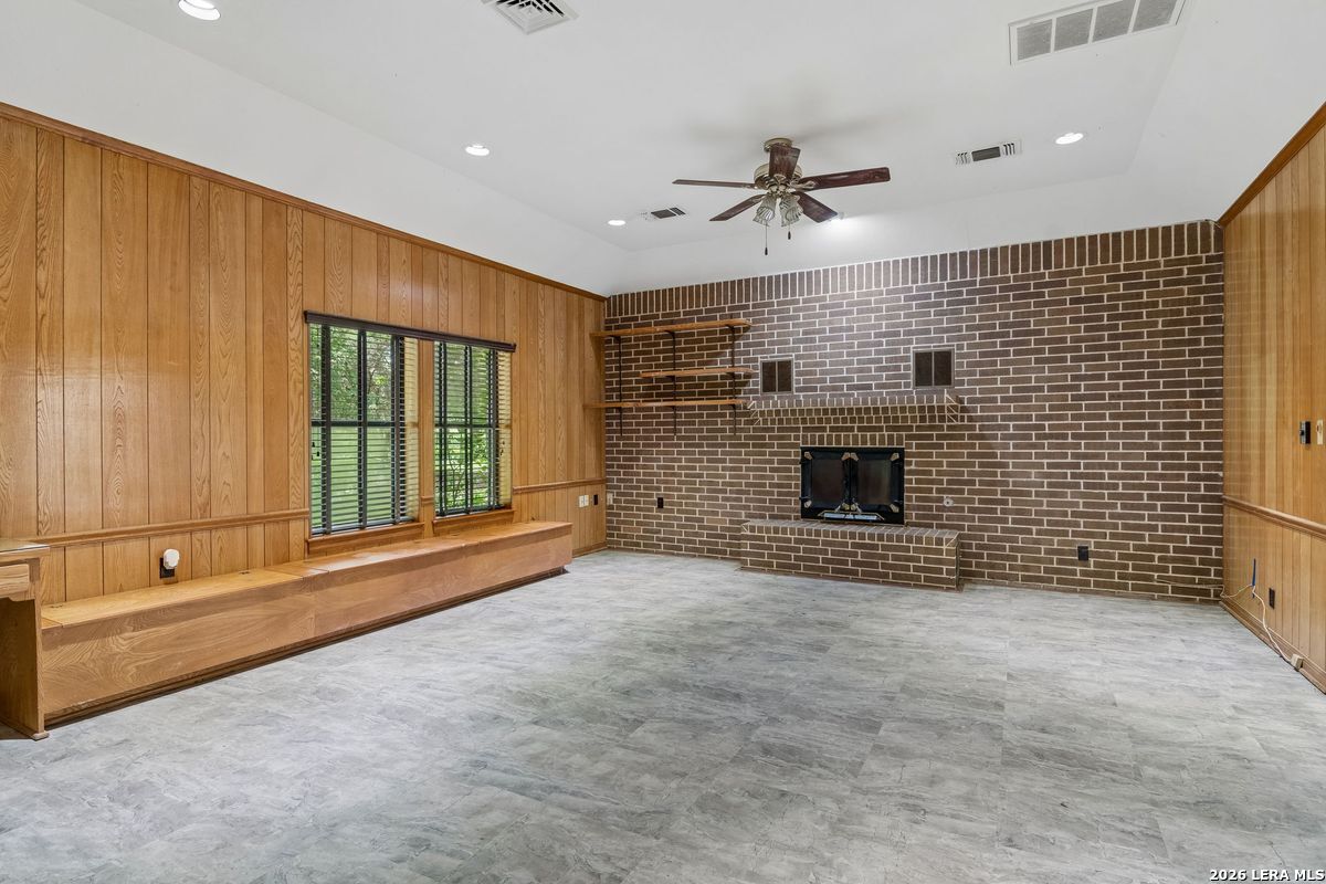 237 Crest Trail Hill Country Village TX 78232