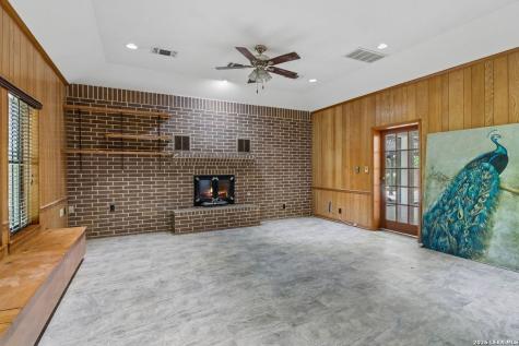 237 Crest Trail Hill Country Village TX 78232
