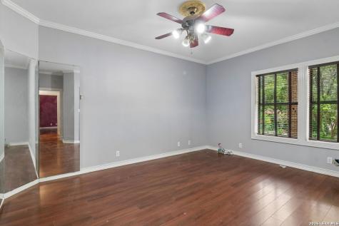 237 Crest Trail Hill Country Village TX 78232