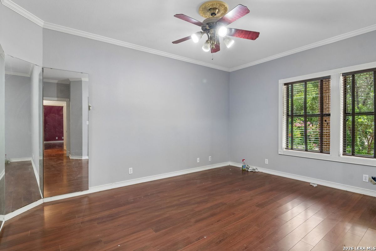 237 Crest Trail Hill Country Village TX 78232