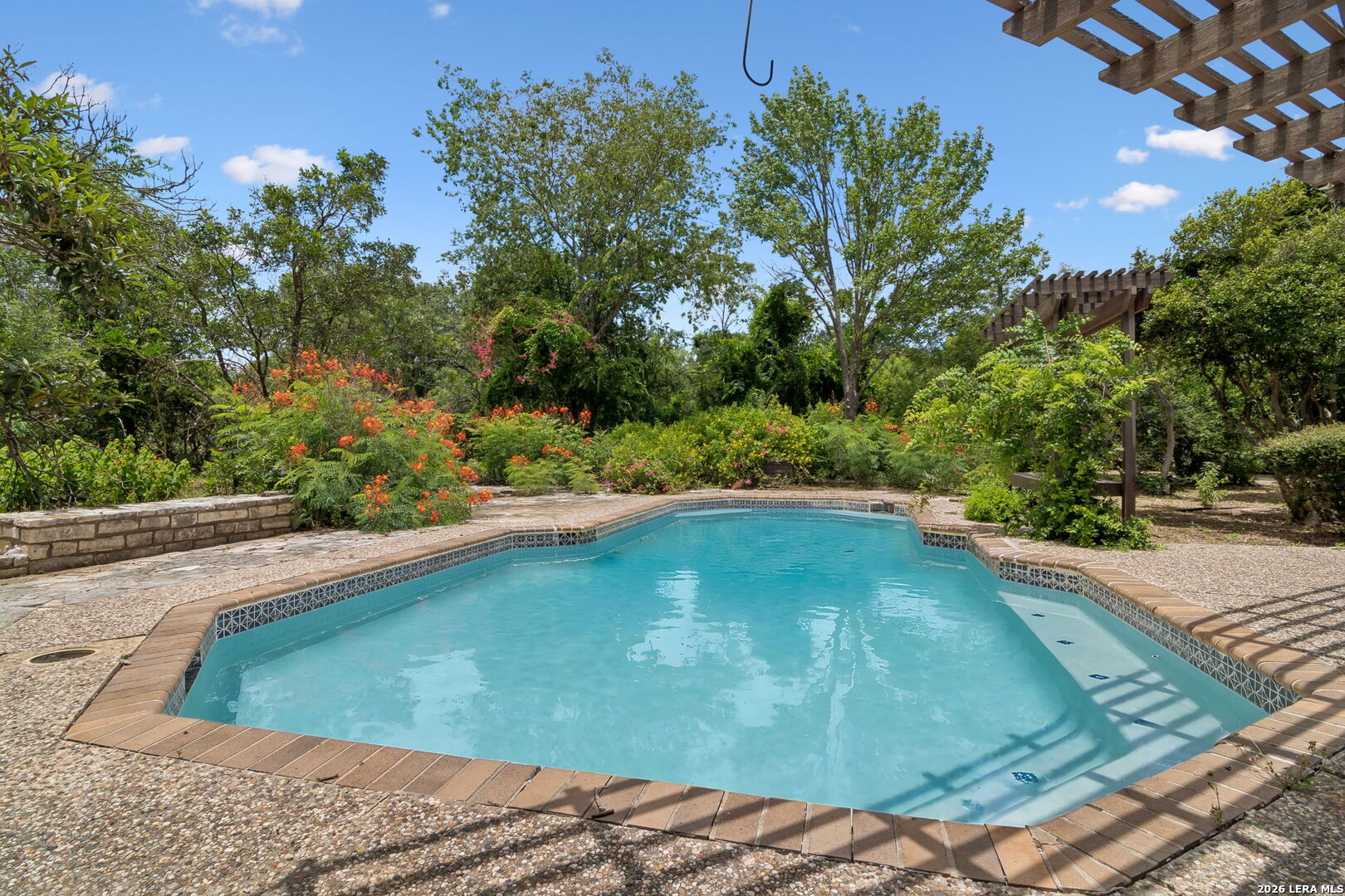 237 Crest Trail Hill Country Village TX 78232