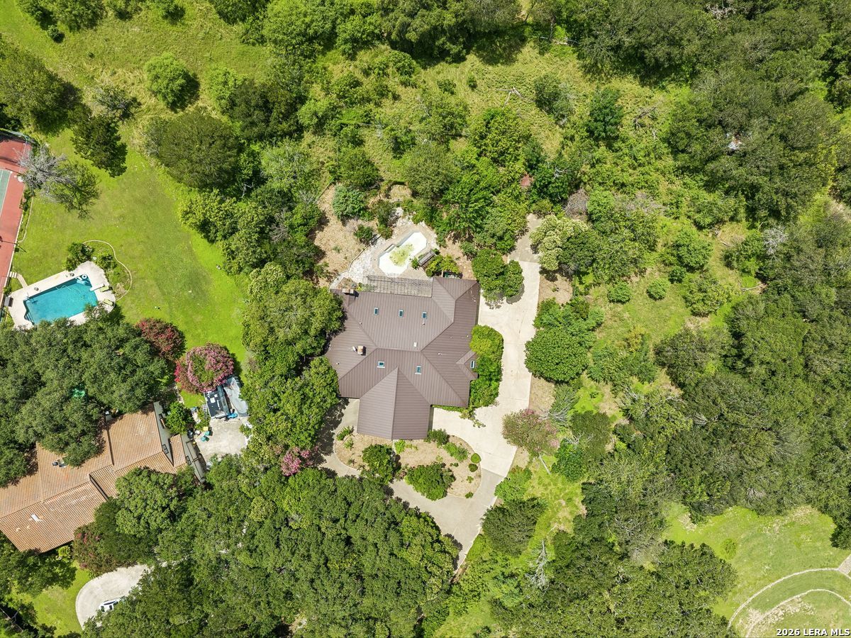 237 Crest Trail Hill Country Village TX 78232