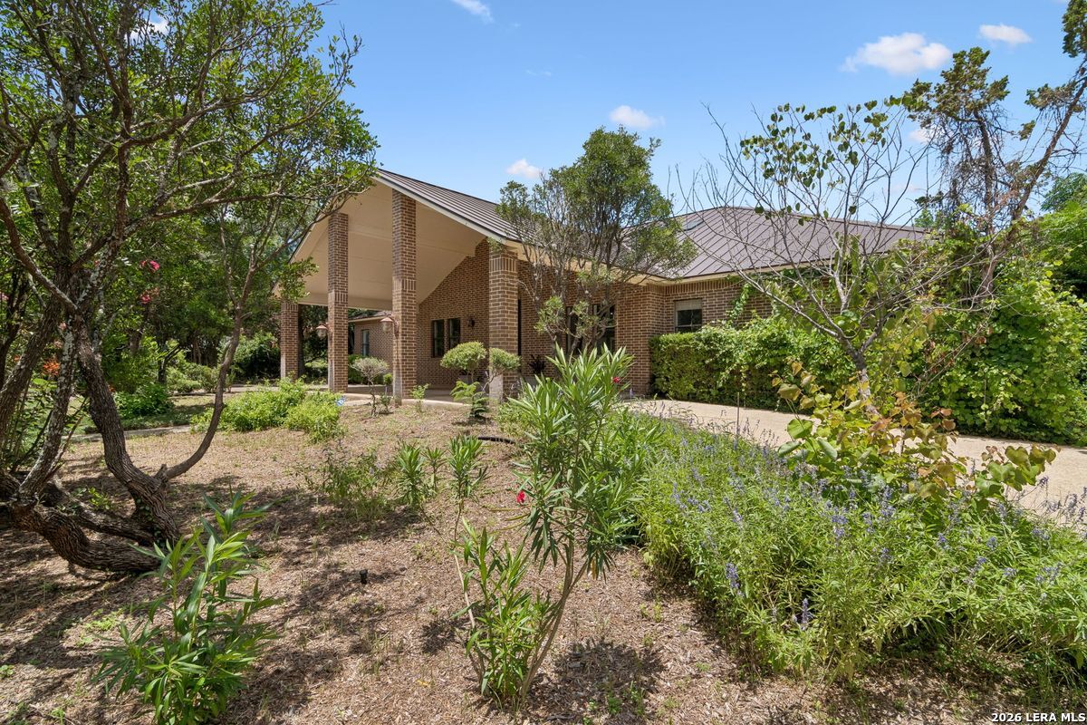 237 Crest Trail Hill Country Village TX 78232