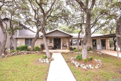 475 Stoney Hill Pipe Creek TX 78063
