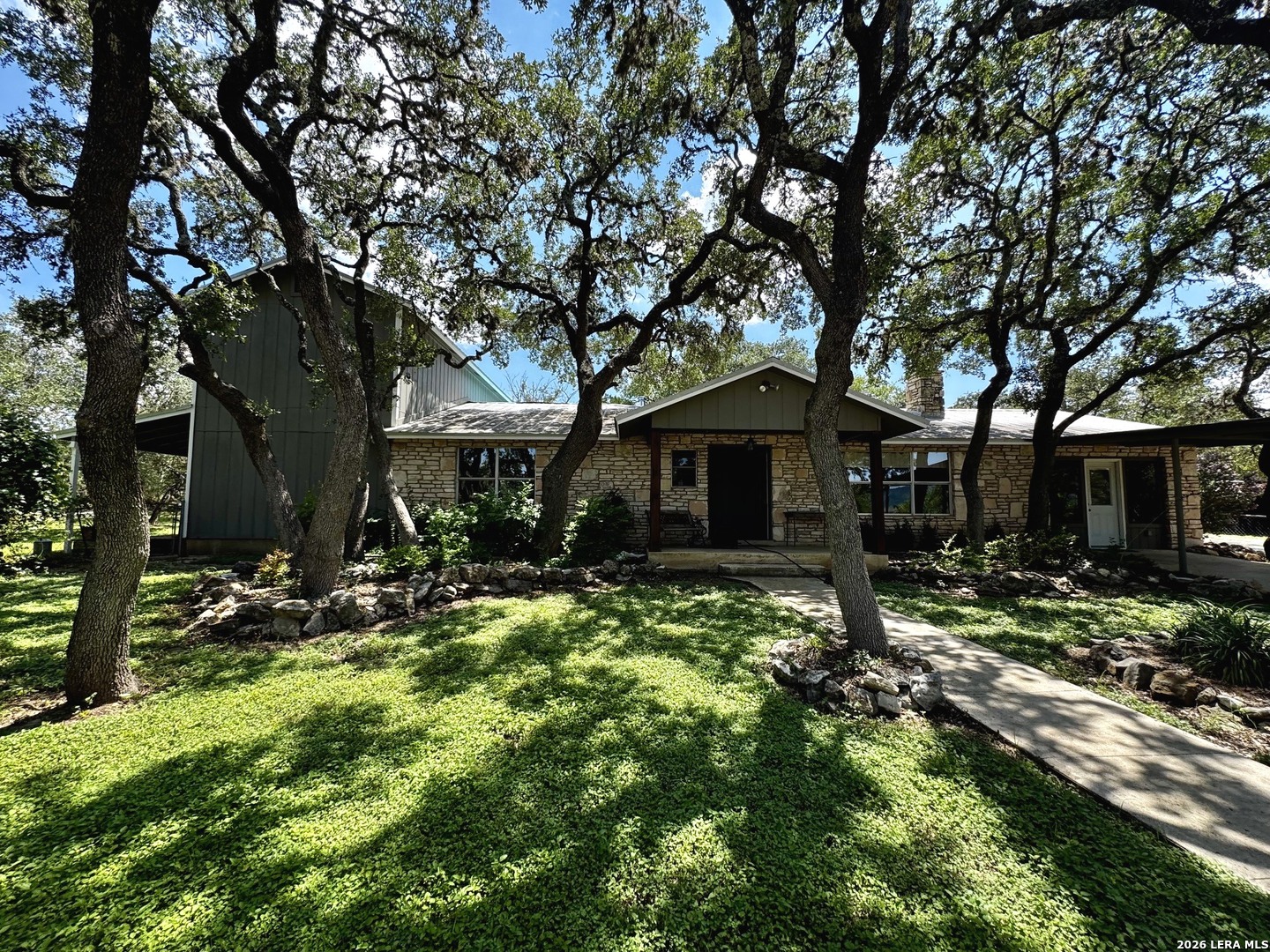 475 Stoney Hill Pipe Creek TX 78063