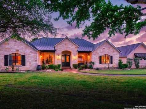 2548 Rio Cordillera Boerne TX 78006