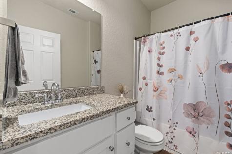 6615 Freedom Ranch San Antonio TX 78242