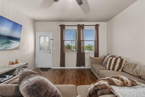 6615 Freedom Ranch San Antonio TX 78242