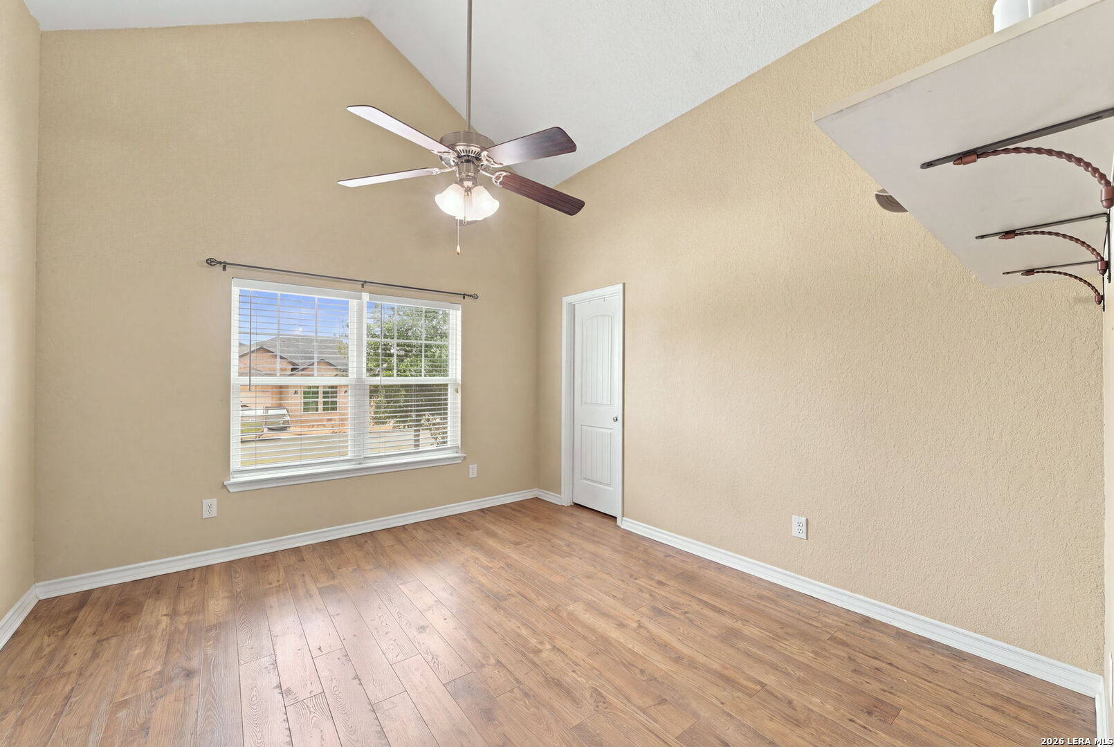 133 Grand View Floresville TX 78114