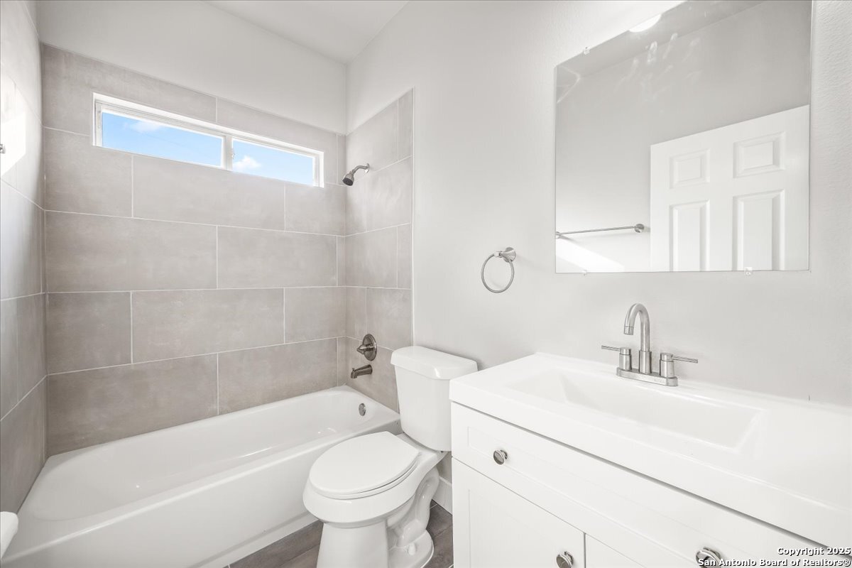 12218 Redbud Leaf San Antonio TX 78253